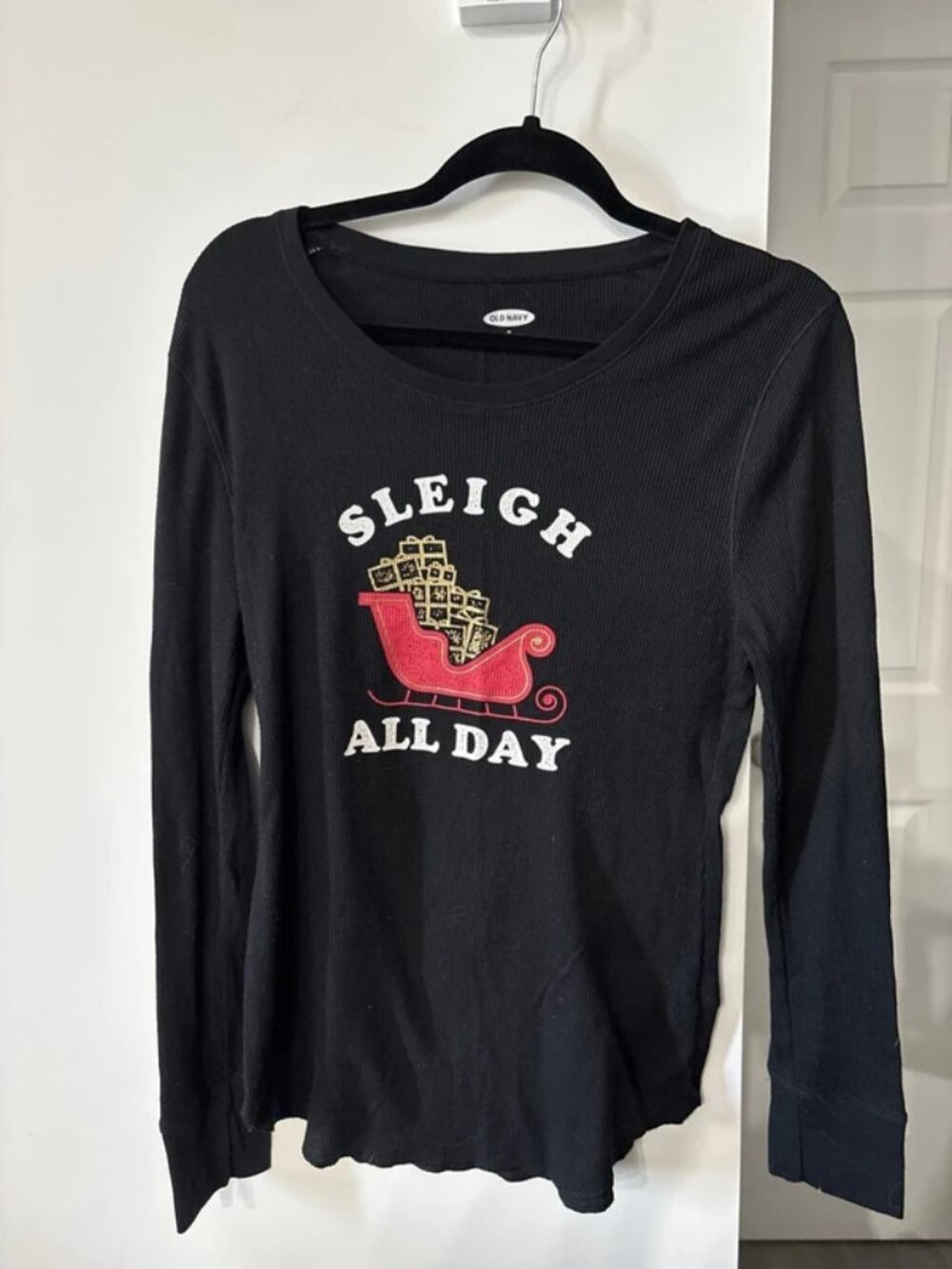 NEW w/o tags Old Navy long sleeve shirt Xl Christmas theme